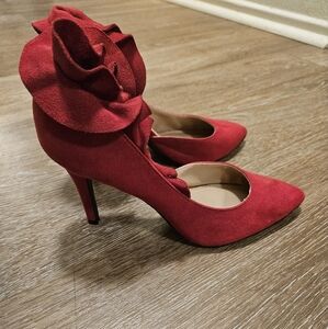 Suede ruffle heels